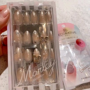 Decorative Nail ネイルチップ用紙グルーテープのクチコミ「娘💗のネイルチップ
🤍🤍🤍
ドンキで購入

🤍リコアングネイルチップ
#Marley

🤍De.....」（2枚目）