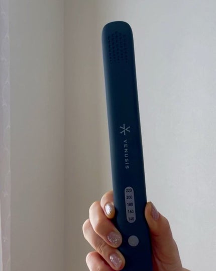 マイナスイオンストレートヘアアイロン VAS-8200E/VENUSiS/ストレートアイロンの動画クチコミ3つ目