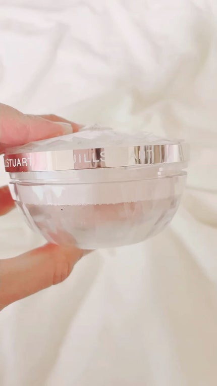 エアリーチュール ラスティングルースパウダー/JILL STUART/パウダーファンデーションの人気ショート動画