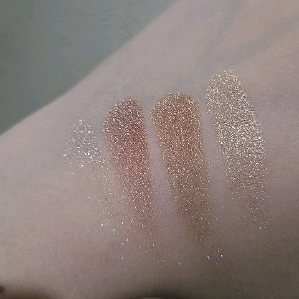 リュクス トゥ トラベル アイシャドウ パレット/BOBBI BROWN/アイシャドウパレットの人気ショート動画