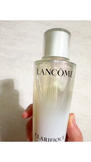 LANCOMEの化粧水がリニューアルしましたよ✨

保湿と角質ケアが１本でできるらしい🥰

保湿持続力は８倍※になってしっとりした使用感に。

角質ケアと言っても肌に優しい使い心地で、毎日の使用もオッケ