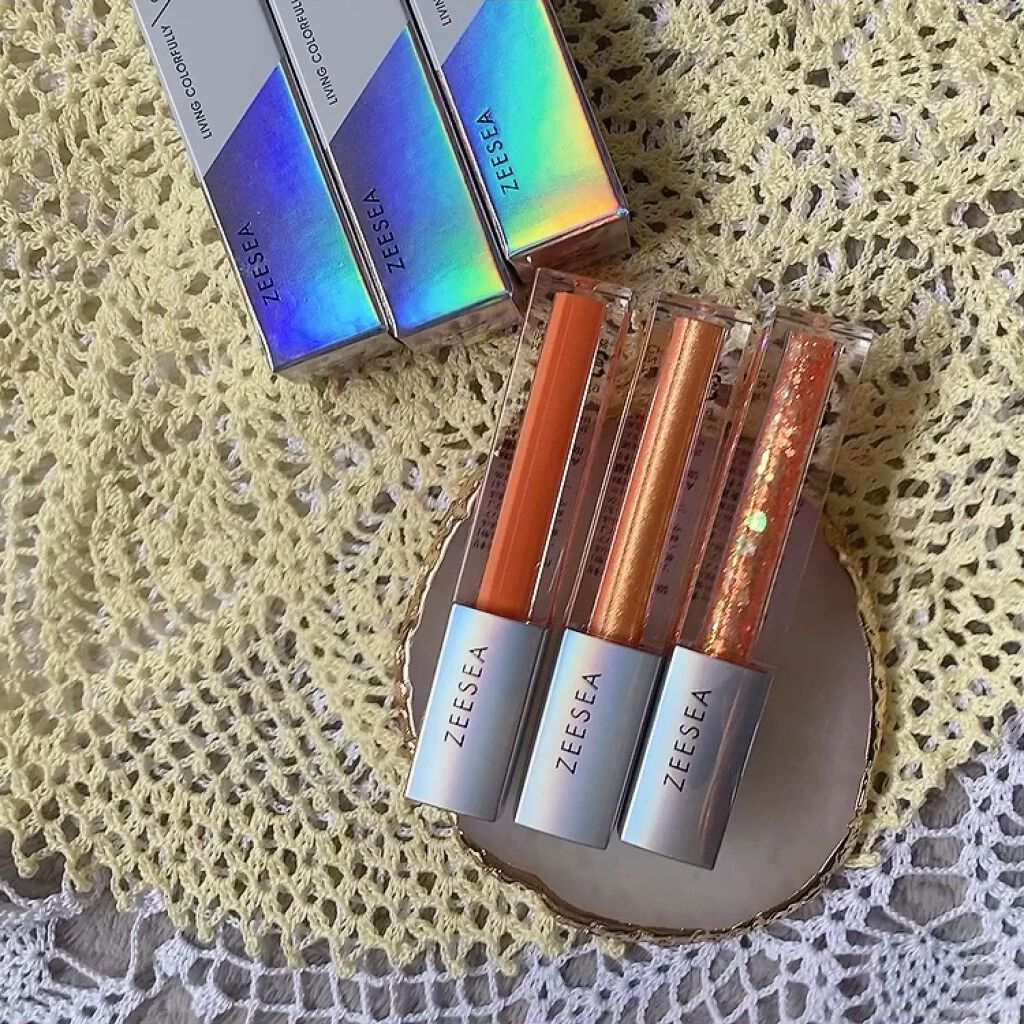 ダイヤモンドシリーズ 星空リキッドアイシャドウ/ZEESEA/リキッドアイシャドウの人気ショート動画