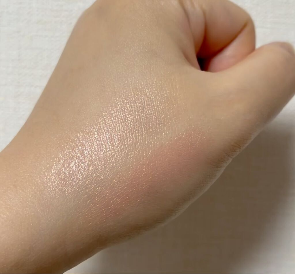 ディオールスキン ミネラル ヌード ルミナイザー パウダー ＜サマー デューン＞/Dior/プレストパウダーの動画クチコミ4つ目