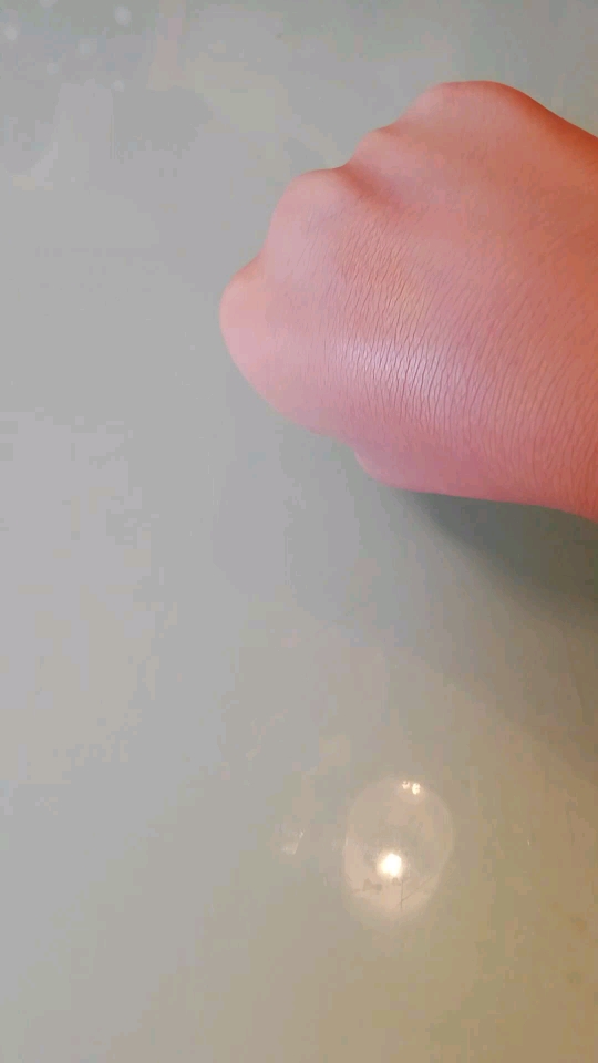 パールグロウハイライト/CEZANNE/パウダーハイライトを使ったクチコミ（2枚目）