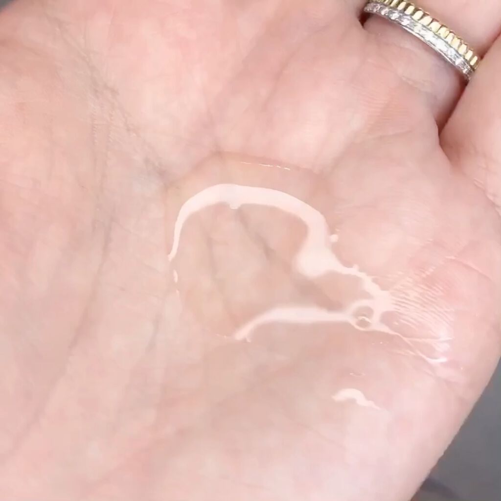 BWC Beauty Without Cruelty(BWC)  AHAフェイシャルクレンザーのクチコミ「＼マイルドピーリング洗顔／
目指せ、つるつるむき卵肌！

Beauty Without Cru.....」（3枚目）