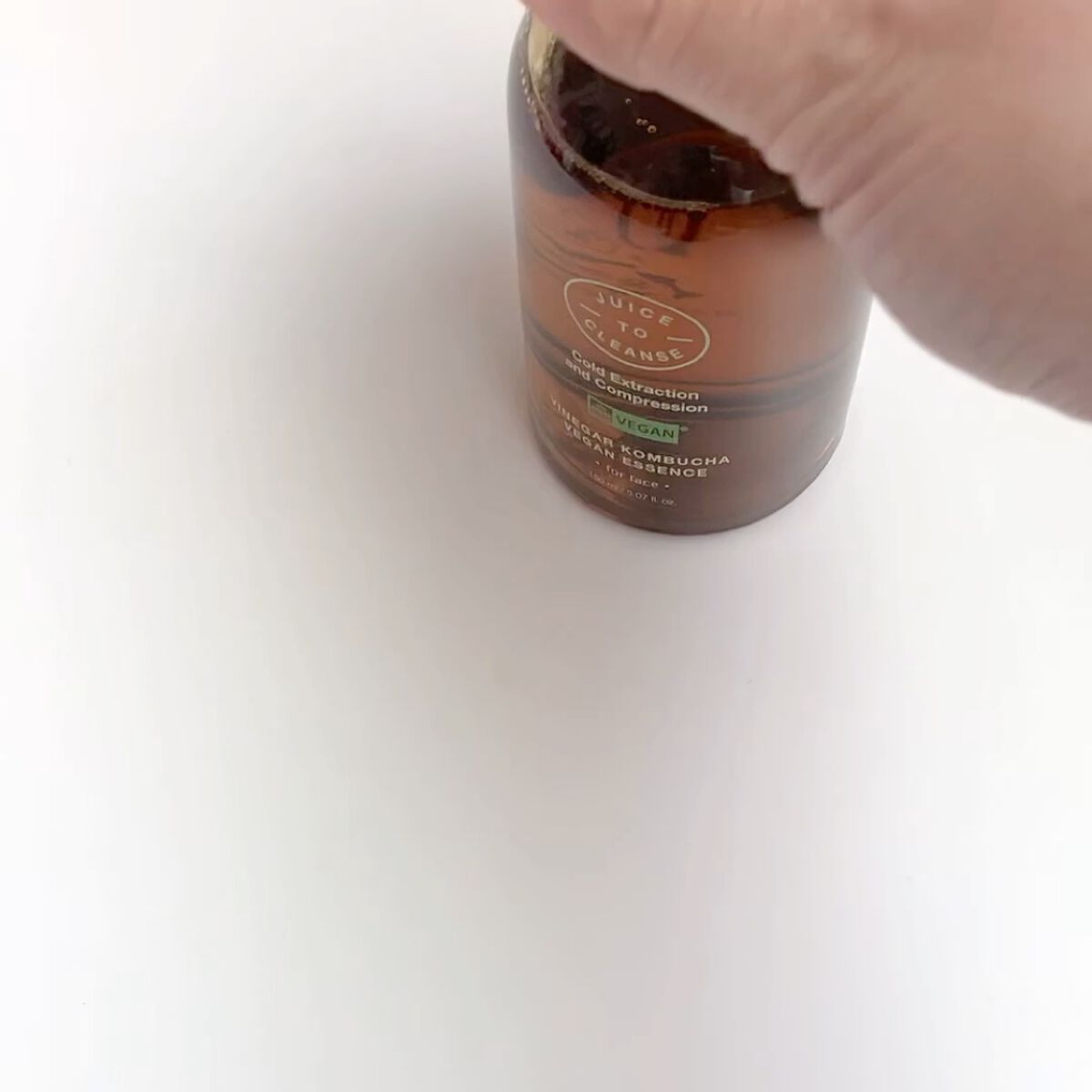 ビネガー コンブチャヴィーガン エッセンス/JUICE TO CLEANSE/美容液の動画クチコミ4つ目