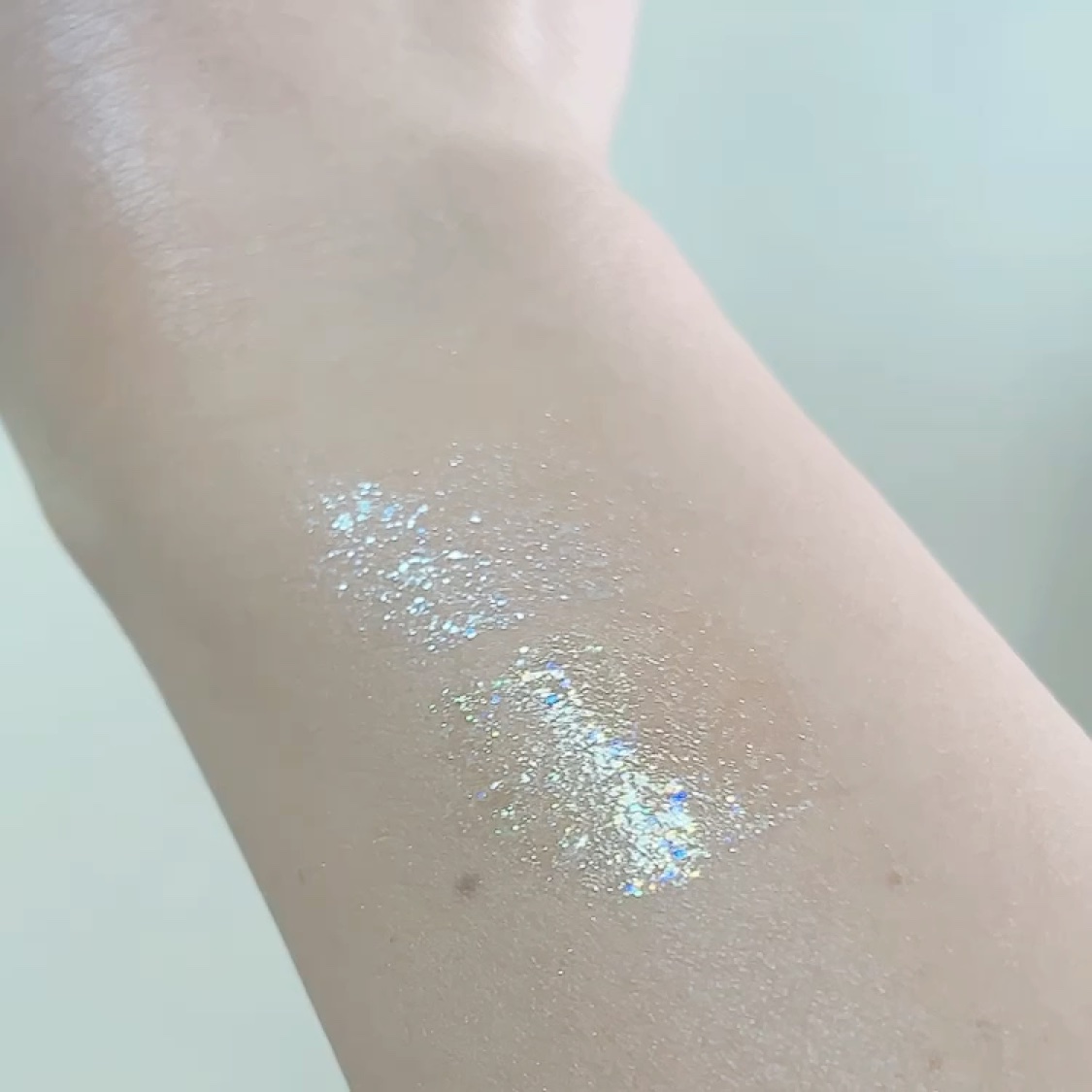 オーロラカクテルグリッター/キャンメイク/アイシャドウを使ったクチコミ（3枚目）