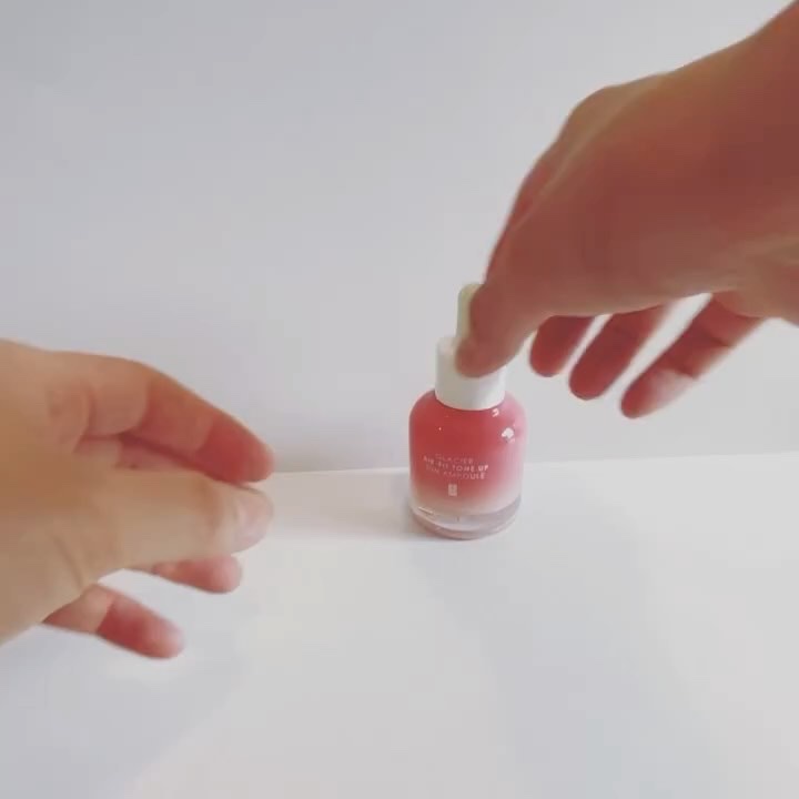 ピルソ グラシアエアフィットトーンアップサンアンプル SPF50 PA+++/feelxo/化粧下地を使ったクチコミ（3枚目）