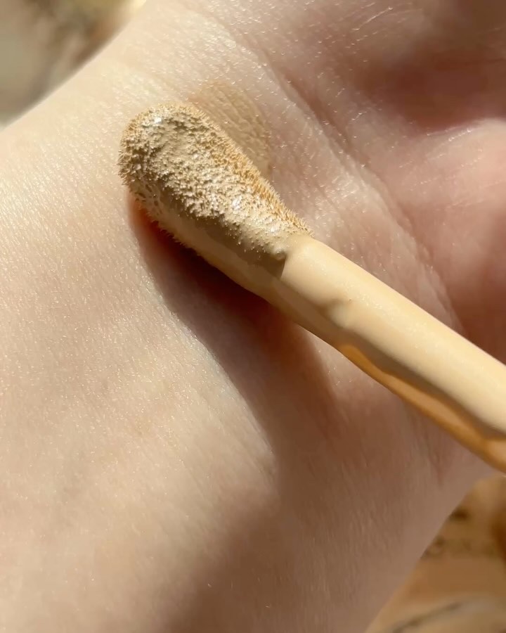 リンメル ザ マルチタスカー ベターザンフィルター/リンメル ロンドン/リキッドハイライトの動画クチコミ4つ目