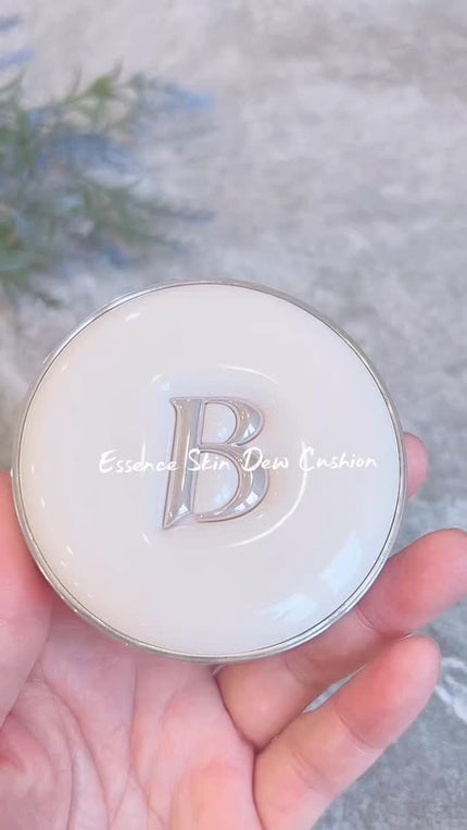 バニラコ エッセンス スキン ピンククッション/BANILA CO/クッションファンデーションの人気ショート動画