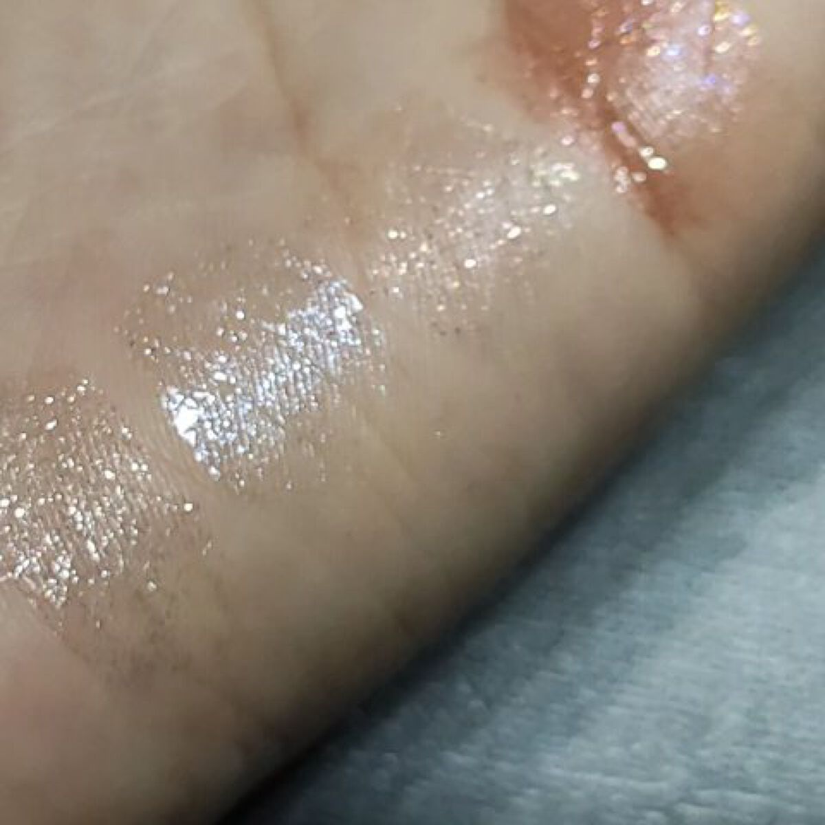 美容液ラメライナー 101 クリアゴールド/Borica/リキッドアイライナーを使ったクチコミ（3枚目）