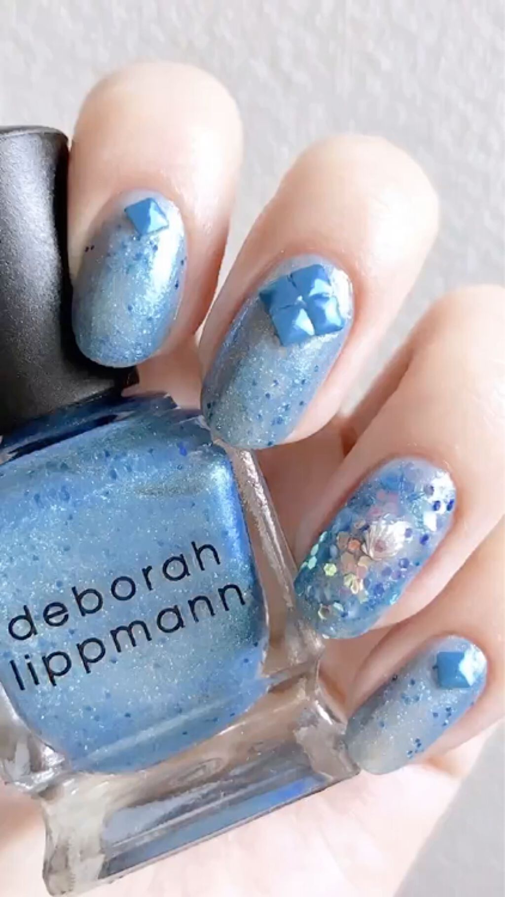 ネイルポリッシュ/Deborah Lippmann(デボラリップマン)/マニキュアの動画クチコミ1つ目