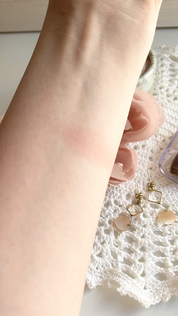 ナチュラル チークN/CEZANNE/パウダーチークを使ったクチコミ（1枚目）