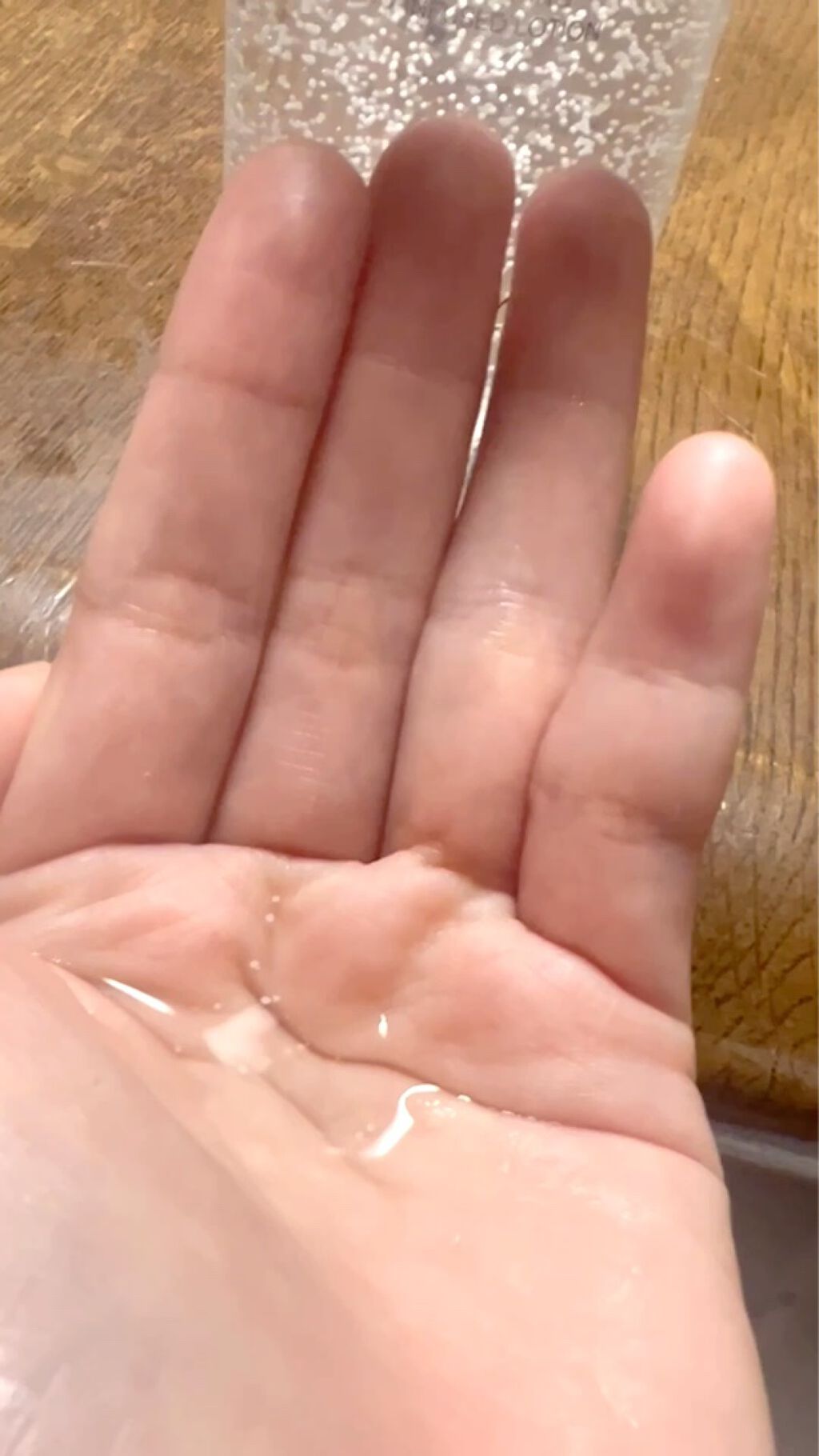 スノー ライト エッセンス ローション (薬用化粧水) (医薬部外品)/Dior/化粧水の人気ショート動画