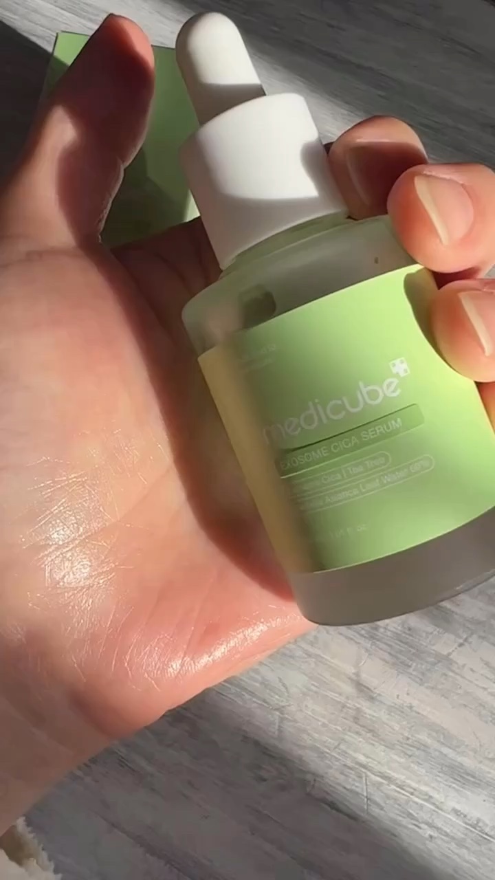 エクソソームシカ アンプル/MEDICUBE/美容液の人気ショート動画