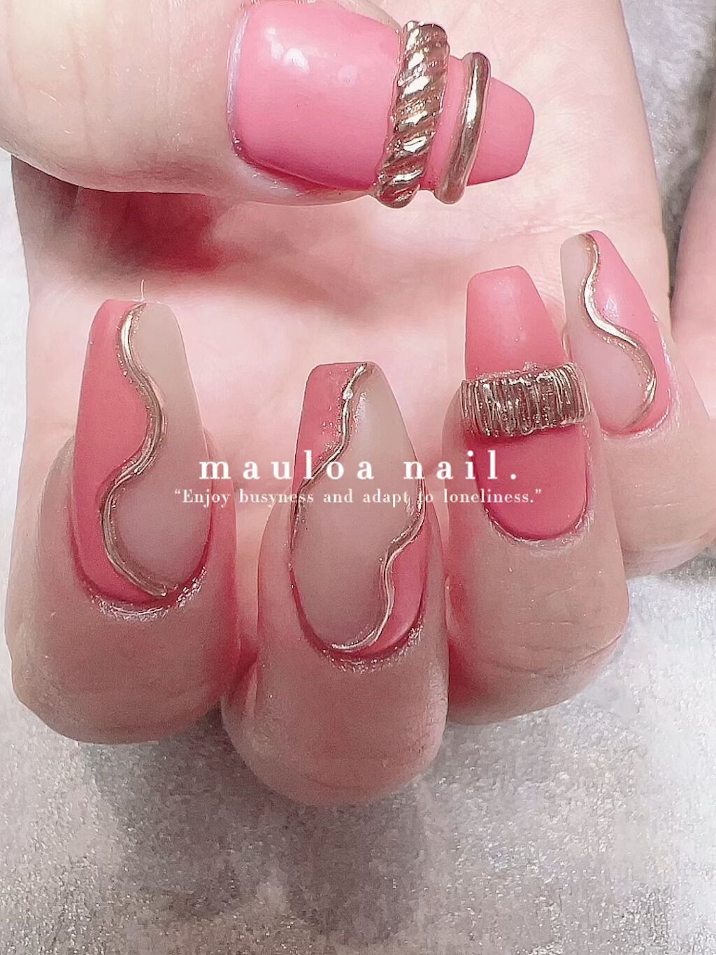 #フレンチネイル,#ネイル,#アートネイル,#春ネイル,#ミラーアートネイル,#白フレンチネイル,#フレンチネイル,#ピンクネイル,#ミラーネイル,#手書きアートネイル,#刺繍ネイル,#ミラーネイル,#シルバーアクセネイル,#春ネイル,#天王寺ネイルのネイルデザイン