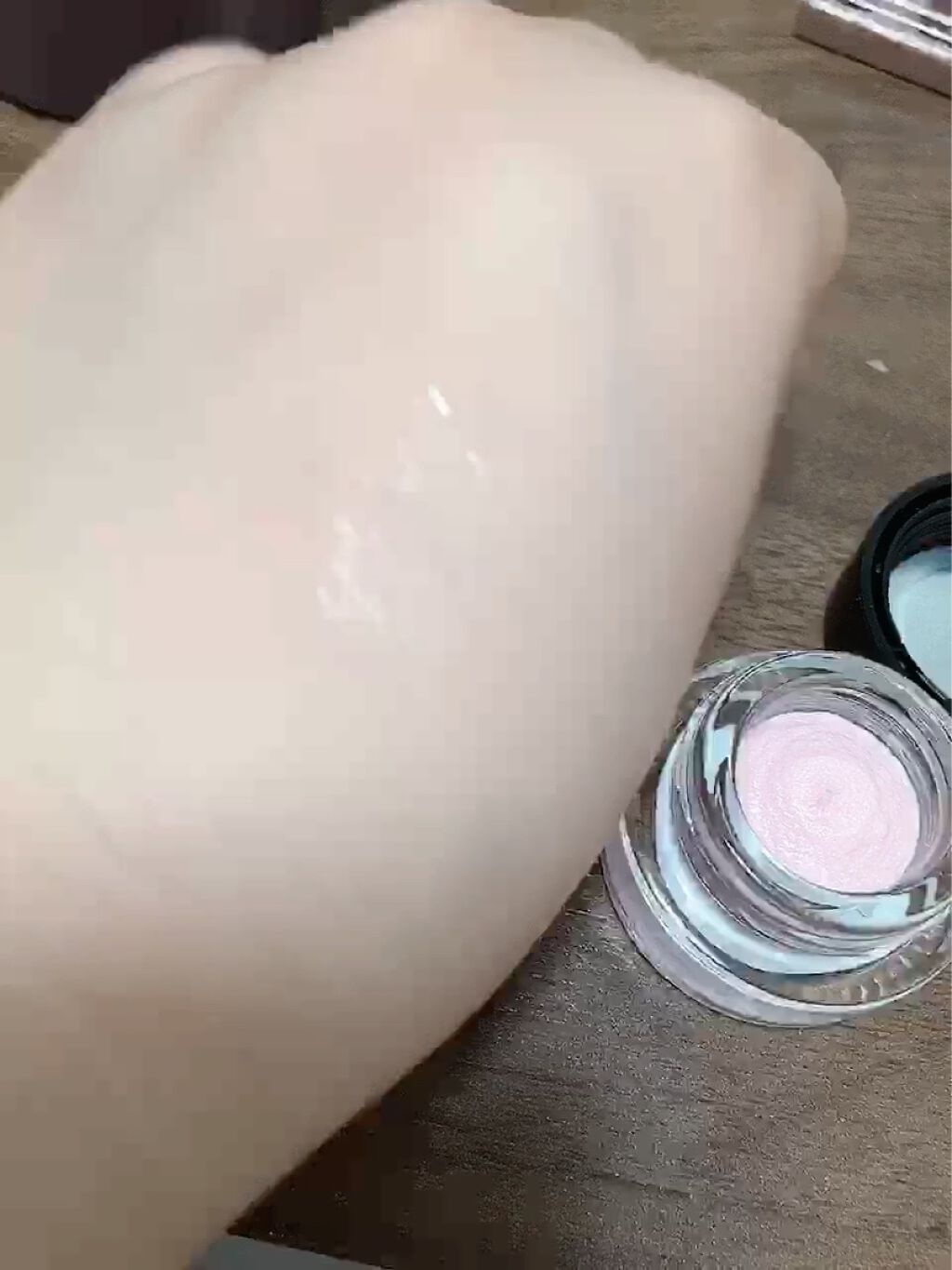 スパークリングアイコート/スウィーツ スウィーツ/ジェル・クリームアイシャドウを使ったクチコミ（2枚目）