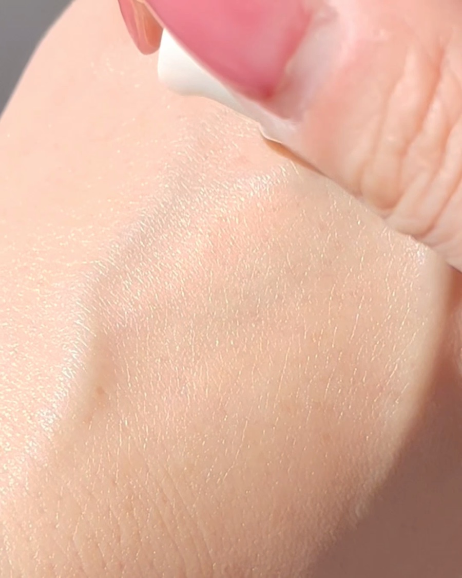 グリーンティーシード ヒアルロン セラム　/innisfree/美容液を使ったクチコミ（2枚目）