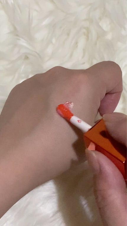 コンフォート リップオイル シマー/CLARINS/リップグロスを使ったクチコミ(3枚目)