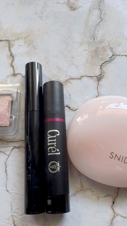 SNIDEL ユーフォリック グロウ ブラッシュ/SNIDEL BEAUTY/パウダーチークの人気ショート動画