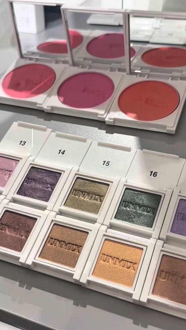 ✔️吉川康雄さんの保湿メイクセミナーに参加してきました♡

パナソニックビューティー表参道にて
UNMIXのメイクアイテム＆パナソニックスチーマーを使って、
メイク落とし〜フルメイクまで🫧
　　
今まで何となくで行ってきたメイク方法をしっ