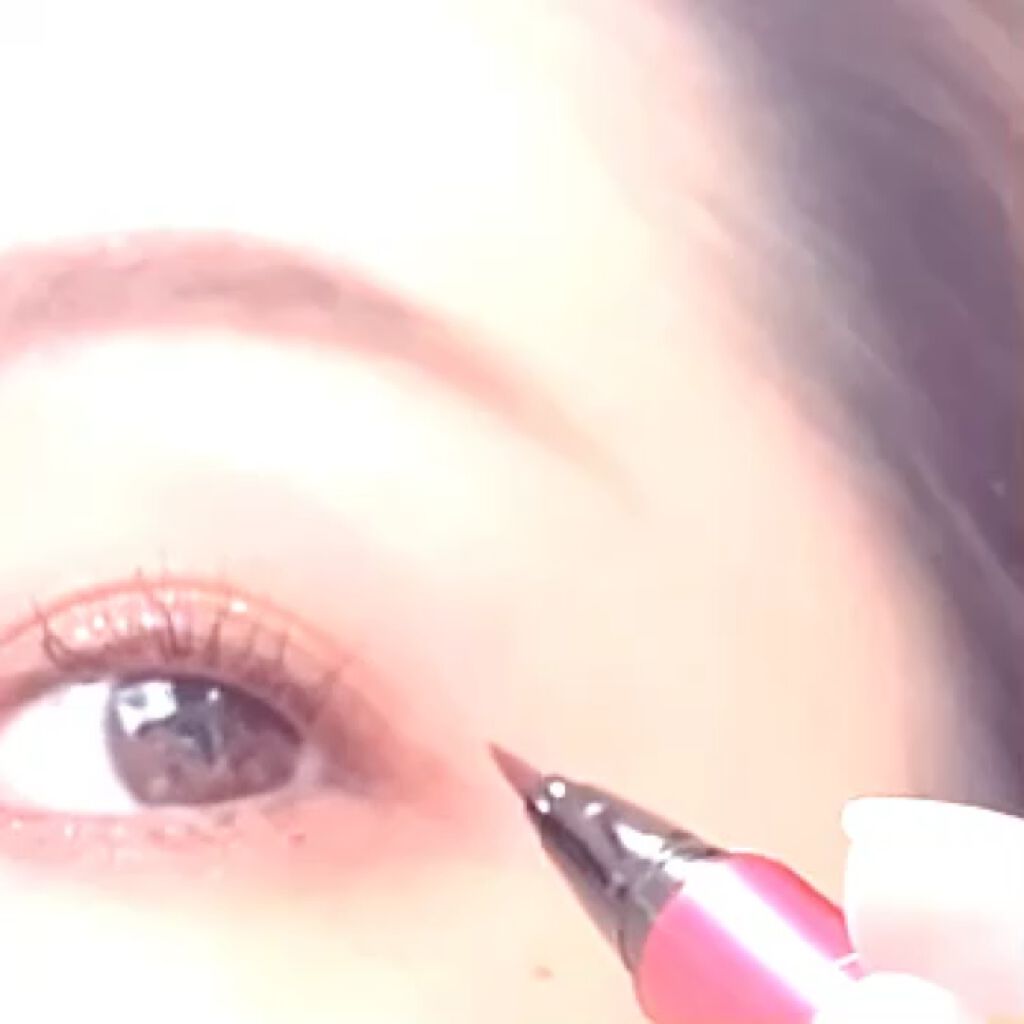 リキッドアイライナー/＆be/リキッドアイライナーの動画クチコミ5つ目