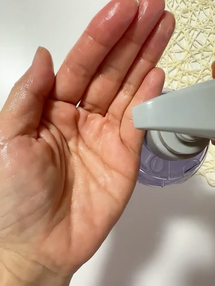 コラジェム モイスチャーヘアオイルセラム/collagem/ヘアオイルの動画クチコミ4つ目