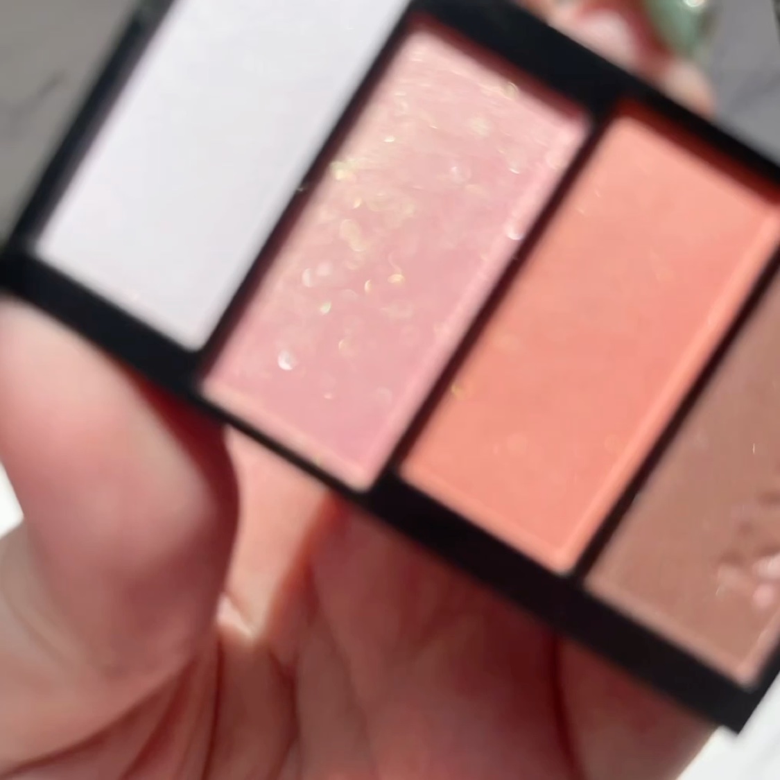 カラードシャドウ｜KANEBOの口コミ - 2023年8月4日カネボウから発売の