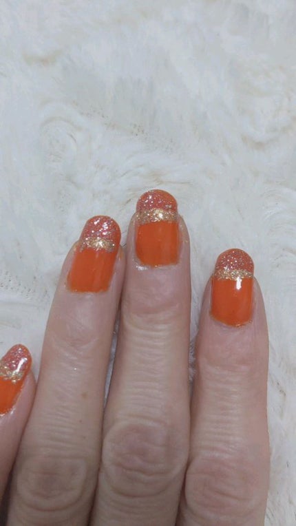 カラフルネイルズ/キャンメイク/マニキュアの人気ショート動画