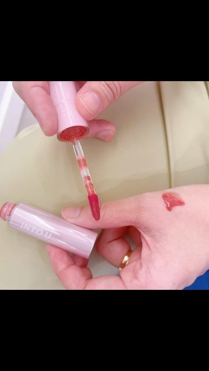 ジューシーパンピンググロス/INTO U/リップグロスの人気ショート動画