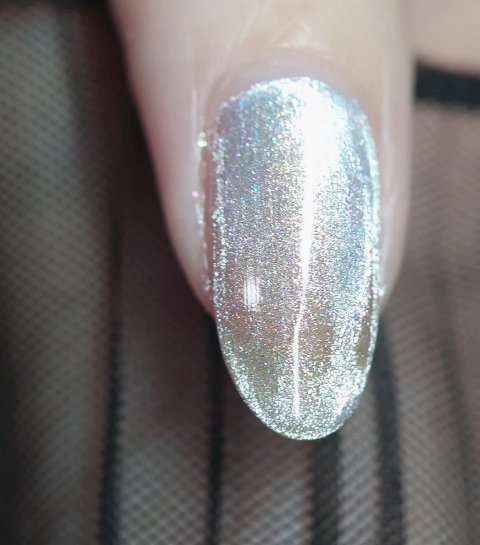 ジーニッシュマニキュア​（マグネット）/ジェルミーワン/マニキュアの動画クチコミ1つ目