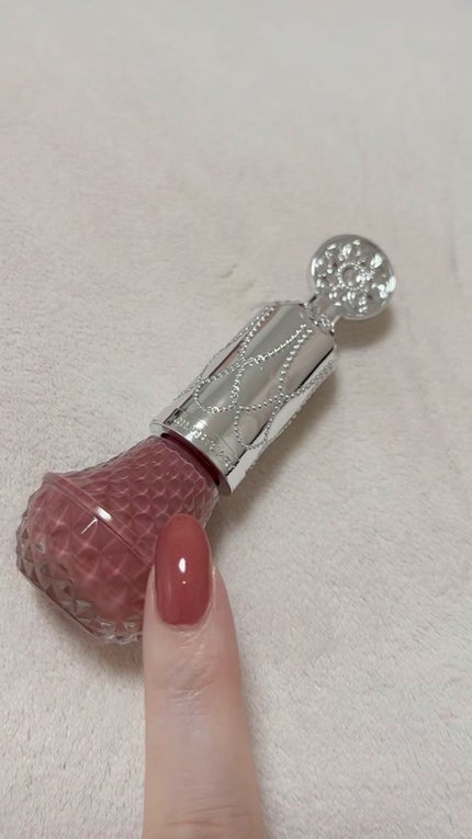 フレグラント ネイルラッカー/JILL STUART/マニキュアの人気ショート動画