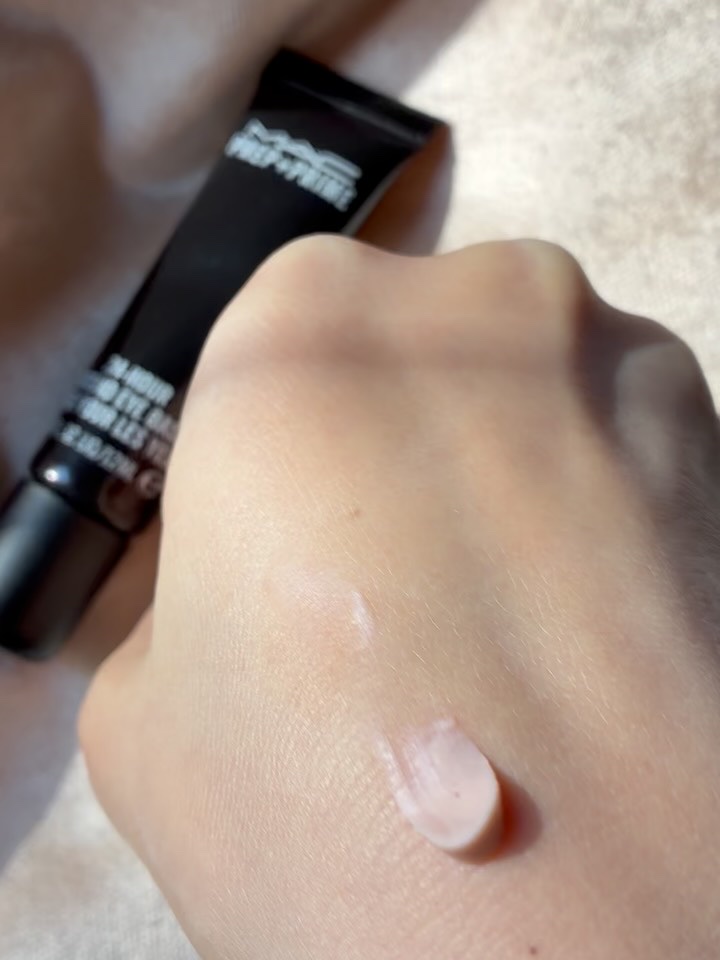 ラスティングマルチアイベース WP/キャンメイク/アイシャドウベースを使ったクチコミ（2枚目）