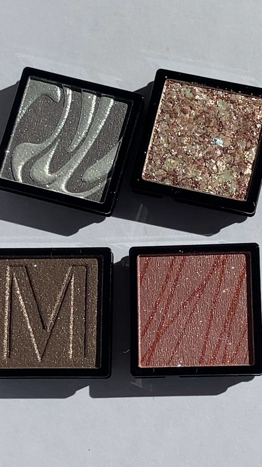 ドラマティックアイカラー (パウダー)/(クリーム)/マキアージュ/アイシャドウパレットの動画クチコミ3つ目