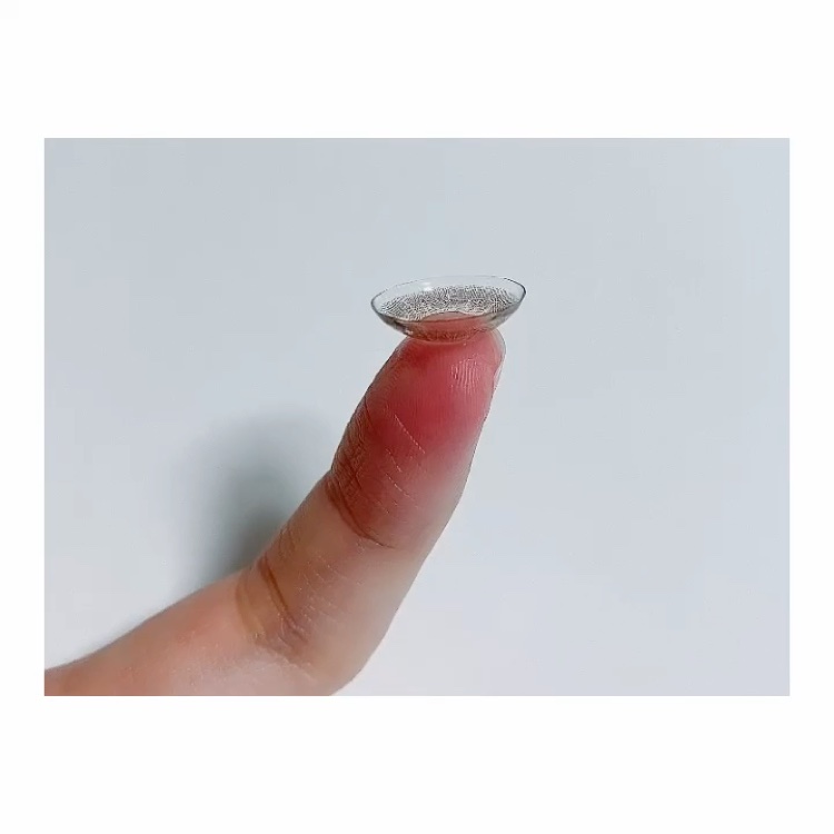 ramurie ラムリエ/ramurie/ワンデー（１DAY）カラコンの動画クチコミ3つ目