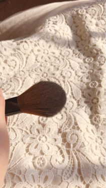 ヴィセ アヴァン フェイスパウダーブラシ 04/Visée/メイクブラシを使ったクチコミ（2枚目）