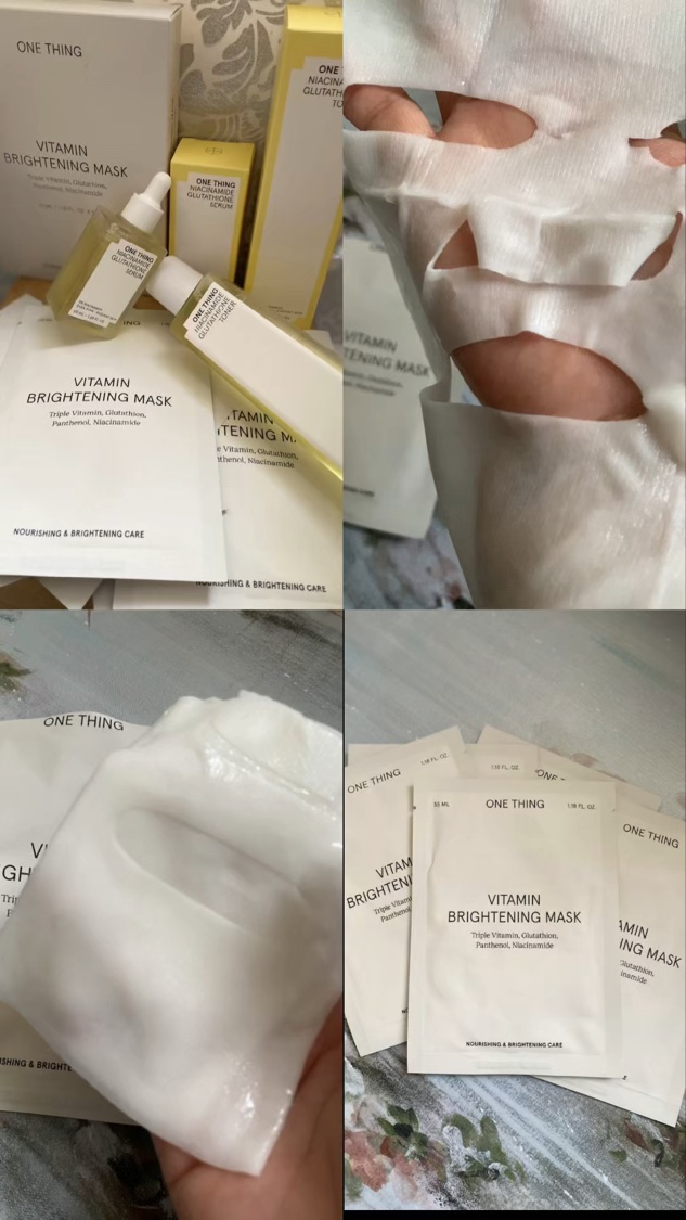 
「 ナイアシンアミドで美白トリプルケア 」の
ONE THING
ビタミンブライトニングマスク

高密着シート
5重シートが顔全体と顎内側まで包みこみます。肌が透肌みたいに［しっとり艶］#垢抜ける方法 

ひたひたシートの🤫成分は


