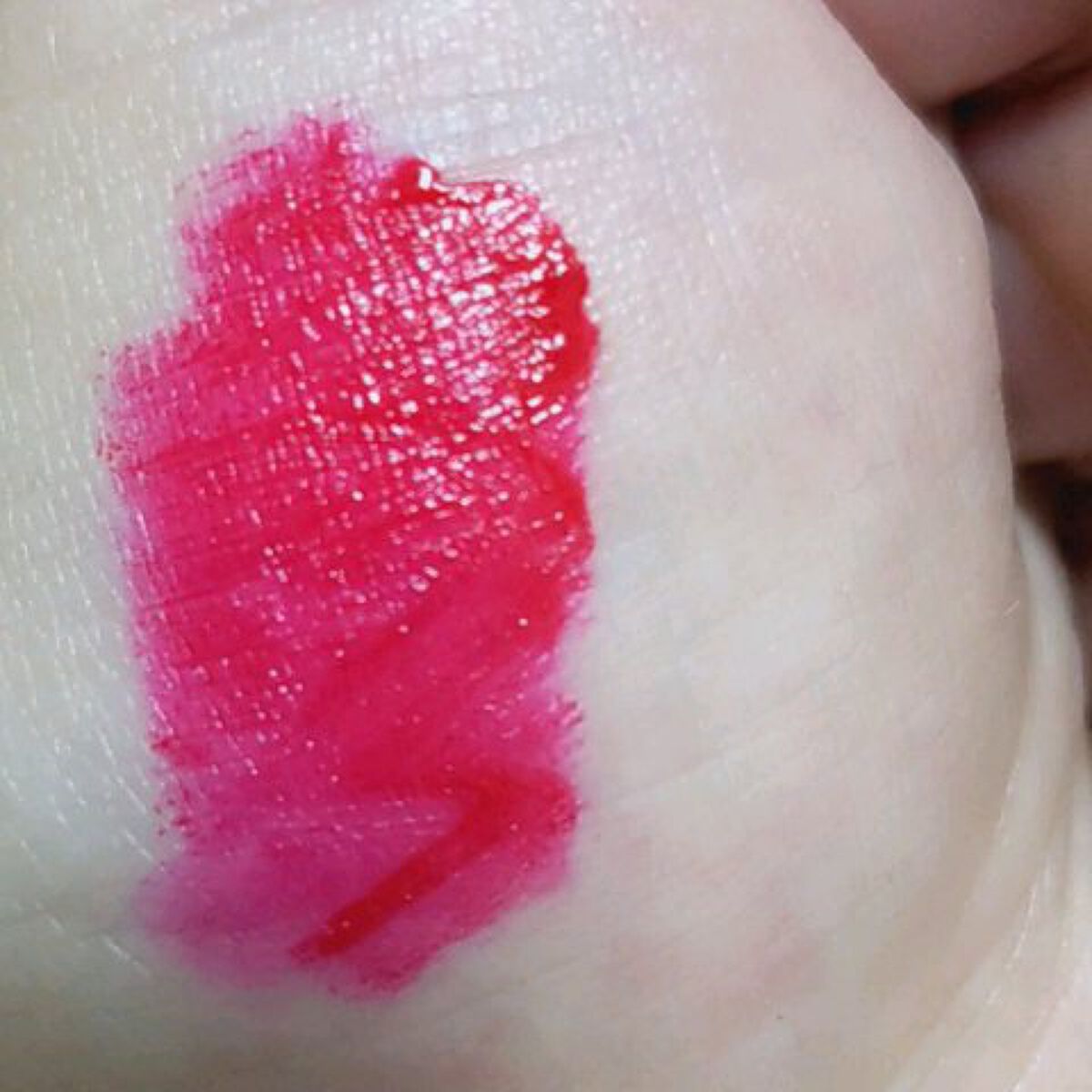 タトゥーベルベットティント/フォレンコス/リップティントの動画クチコミ1つ目