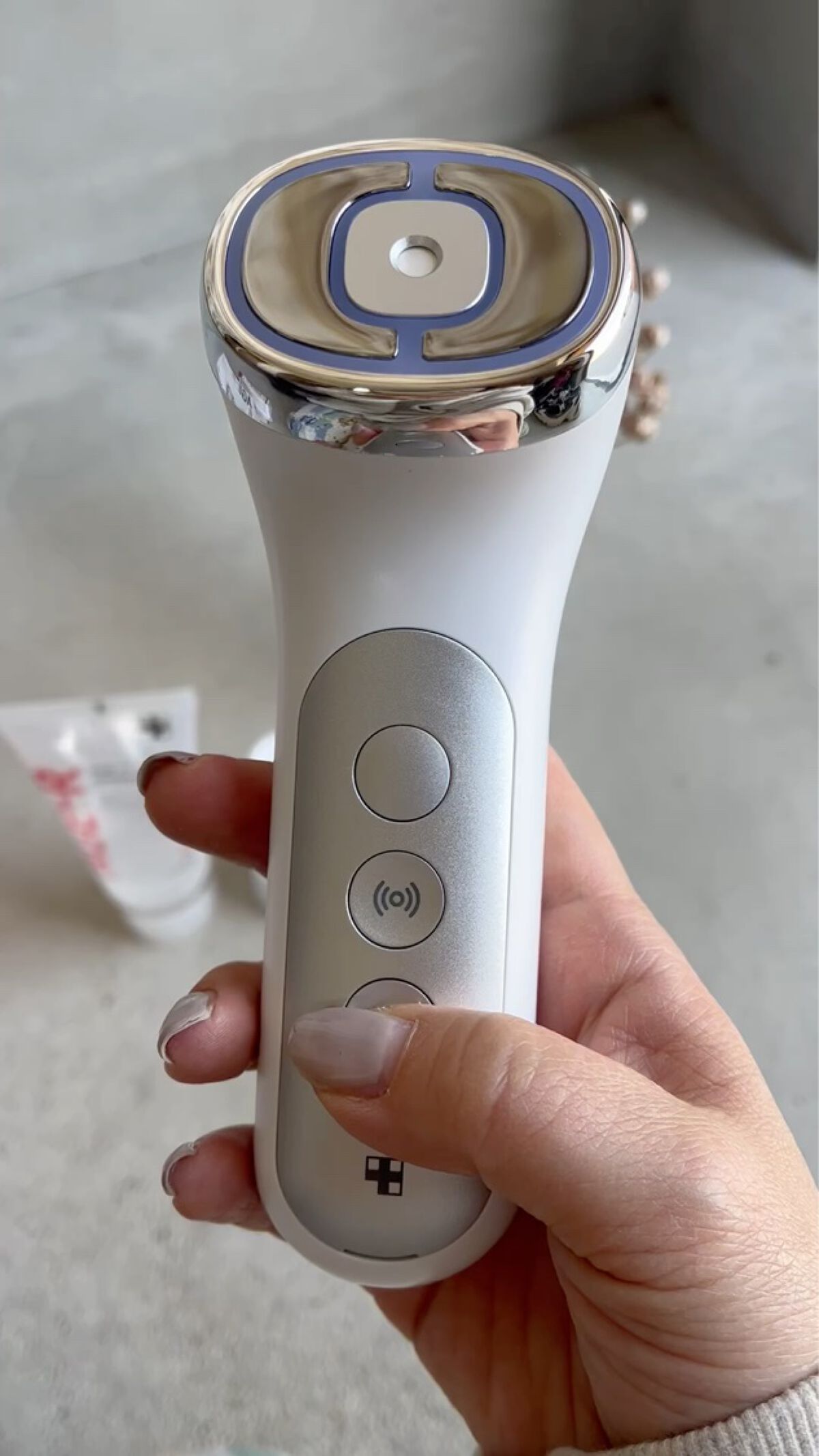 ユーセラディープショット/MEDICUBE/美顔器・マッサージを使ったクチコミ（1枚目）