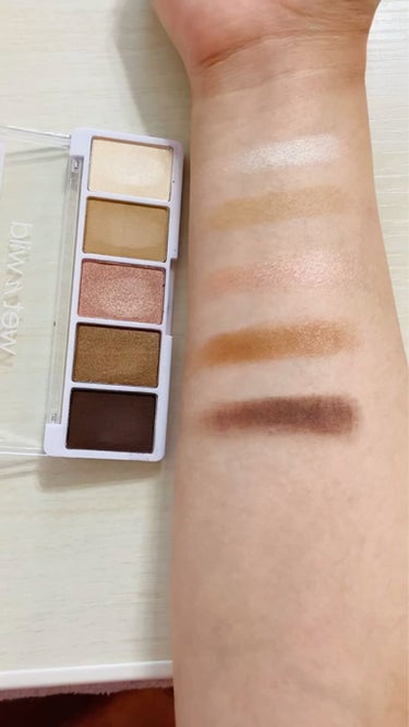 color icon 5-pan eyeshadow palette/wet 'n' wild/アイシャドウパレットの動画クチコミ1つ目