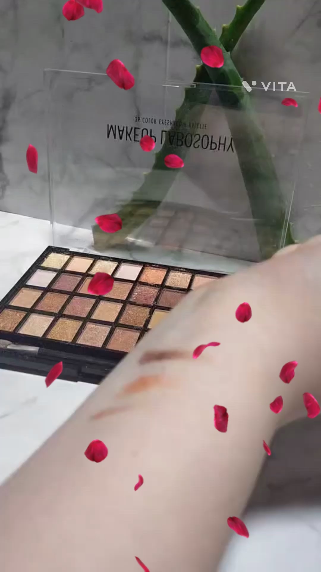 FACE アイシャドウパレット 36色 ブラシ付き 試してみた】36 カラー アイシャドウ パレット MAKEUP LABOSOPHY