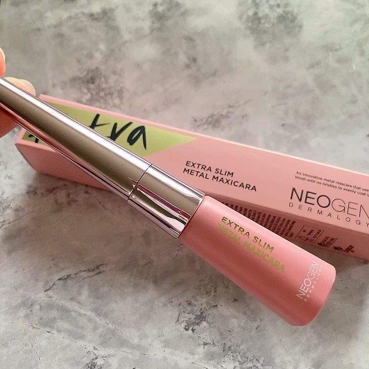 エクストラ スリム メタル マキシカラ/NEOGEN/マスカラを使ったクチコミ（1枚目）