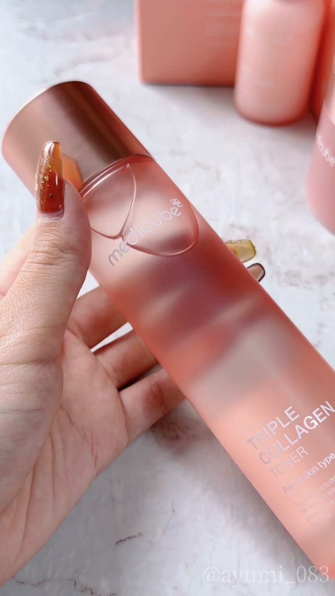 もち肌コラーゲントナー3.0/MEDICUBE/化粧水の人気ショート動画