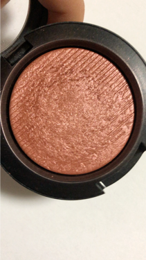 M・A・C エクストラ ディメンション ブラッシュのクチコミ「今回は大好きなM・A・Cのお気に入りのチーク紹介します!!
エクストラディメンションブラッシ.....」(3枚目)