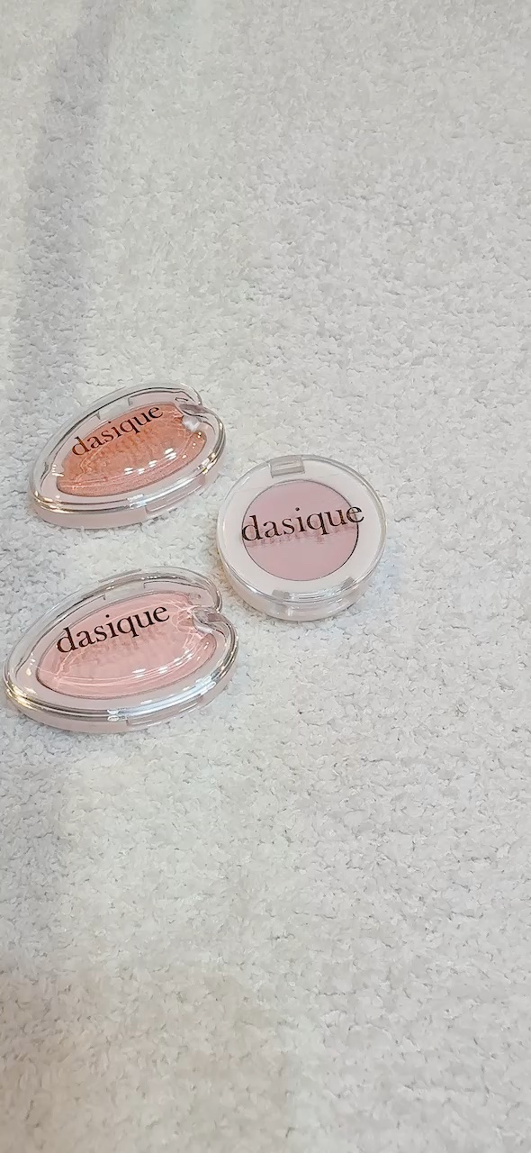 ブルーミングシングルシャドウ/dasique/単色アイシャドウの動画クチコミ1つ目