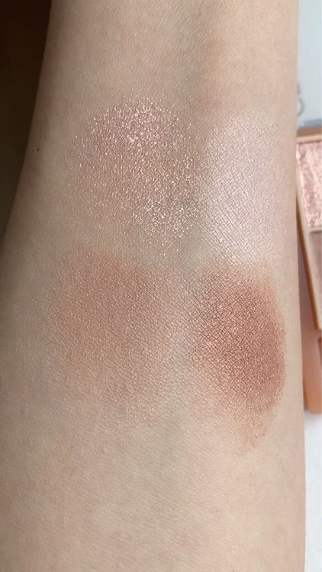 ベージュトーンアイシャドウ/CEZANNE/アイシャドウパレットを使ったクチコミ（3枚目）