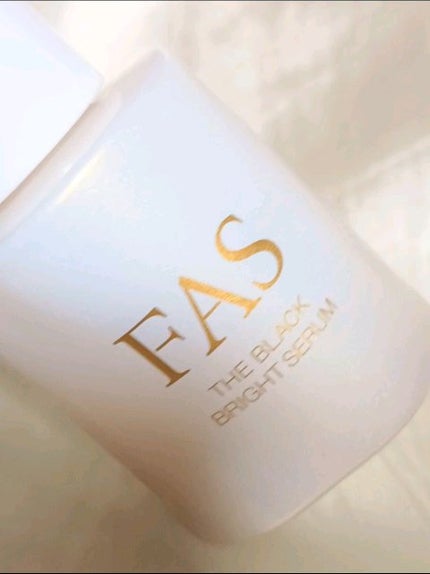 試してみた】FAS FAS ザ ブラック ブライトセラムの効果・肌質別 試してみた】FAS FAS ザ ブラック ブライトセラムの効果・肌質別