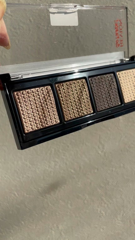 ソー フィアス! プリズマティック パレット/REVLON/アイシャドウパレットの人気ショート動画