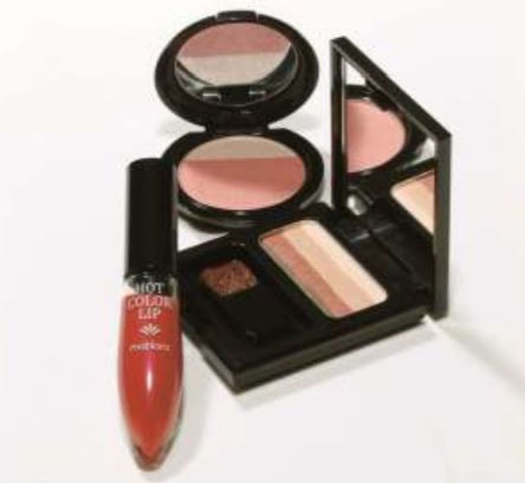 マナラ ワンステップアイカラー&チーク パレット