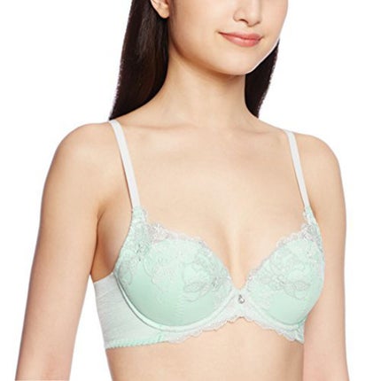 トリンプ 天使のブラ 魔法のハリ感